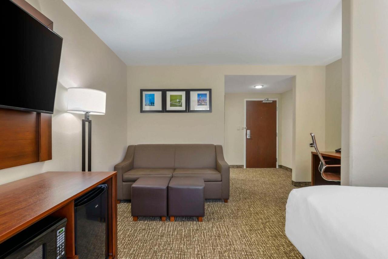 Comfort Suites At Kennesaw State University Exterior foto